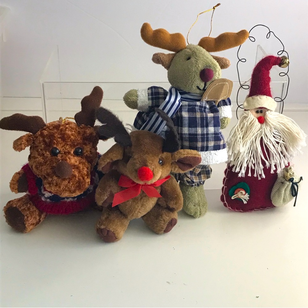 Lot of 4 Christmas Ornaments